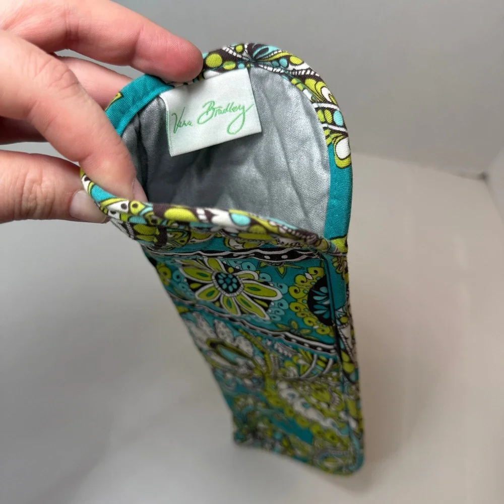 Vera Bradley Peacock Paisley Print Soft Padded Flat Iron Cover Case Travel
